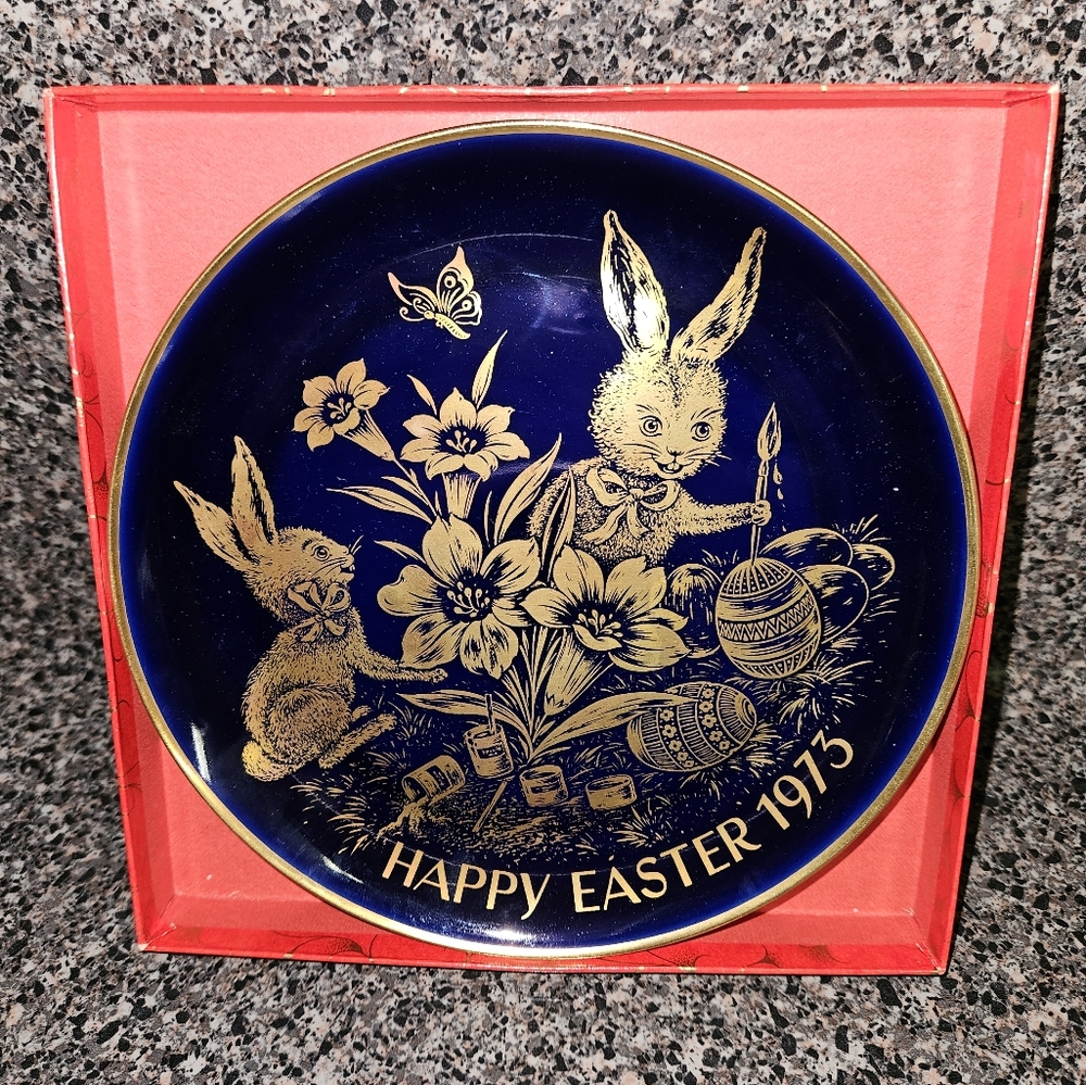 Happy Easter Collector's plate